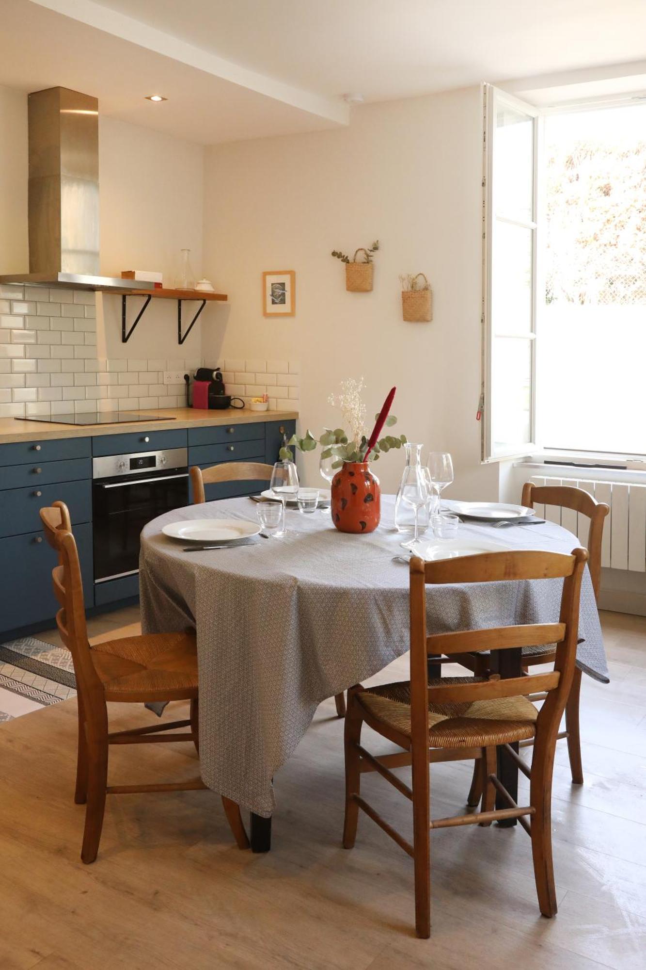 Apartment La Maison Du Clocher By La Boite En